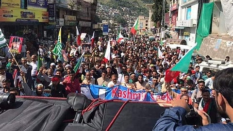 People from Pakistan-occupied Kashmir were on Sunday stopped from marching towards the highly militarised Line of Control. (Photo | Twitter/@JklfUk)