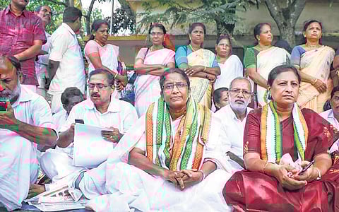 UDF candidate Shanimol Usman and other Congress leaders fast against Sudhakaran’s remarks in front of Kuthiyathodu village office on Saturday | Express