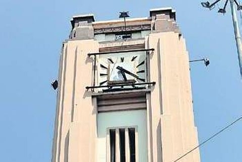 Mint Clock Tower frozen at 5:20 at Vallalar Nagar | D Sampathkumar