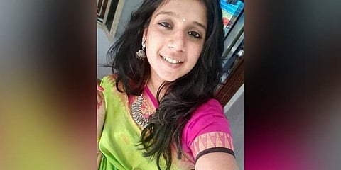 Subashri died when she was returning home from office.