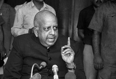 Former chief election commissioner TN Seshan (File photo | PTI)