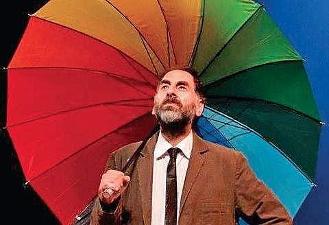 A still from The Square Root of a Sonnet - The Strange History of Black Holes