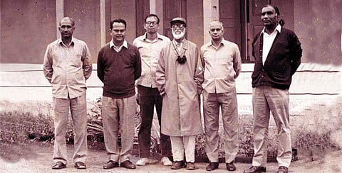 Dr Salim Ali, officer S G Neginhal and others at Ranganathittu Bird Sancturay | Express