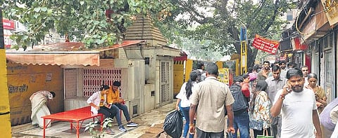The temple that has been declared illegal and is proving an impediment in the project to redevelop Chandni Chowk. (Photo | EPS)