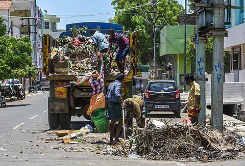 Garbage cleaning work at Tiruchy.