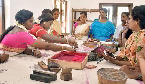 Forty women are getting special training in organic handweaving and block printing at a programme organised by the the Scheduled Caste Development Department. (Photo | Vincent Pulickal, EPS)