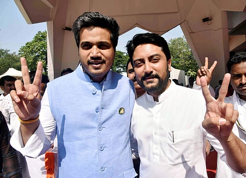 Congress MLA Dhiraj Deshmukh R and NCP MLA Rohit Pawar at the Vidhan Bhavan for the oath ceremony of the newly-elected MLAs in Mumbai Wednesday Nov. 27 2019. (Photo | PTI)
