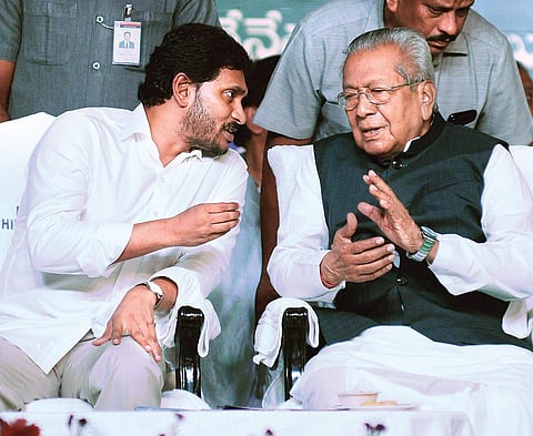 CM YS Jagan Mohan Reddy and Governor Biswabhusan Harichandan interacting at IGMC Stadium in Vijayawada.