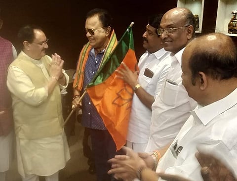Tamil actor Radha Ravi joins BJP. (Photo | Twitter)