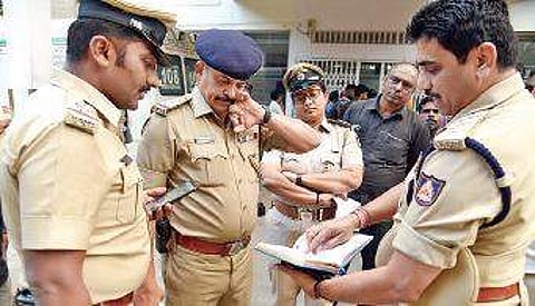 FSL officers Navya and Srinath were shifted to Apollo Hospital; police officers discuss about the explosion in Bengaluru on Friday | nagaraja gadekal