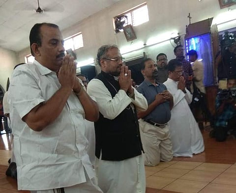 Bishop Franco, along with his well-wishers offering prayers at St. Antony’s Catholic Church before appearing at the Kottayam court on Saturday. (Photo | Vishnu Prathap, EPS)