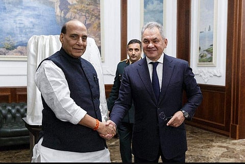 Indian Defence Minister Rajnath Singh and Russian Defence Minister General Sergei Shoigu. (Photo Source: Ministry of Defence)