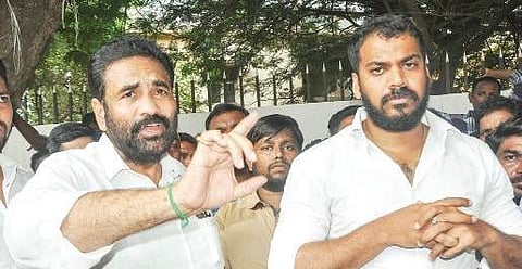 Water Resources Minister P Anil Kumar Yadav (L)(File Photo | EPS)