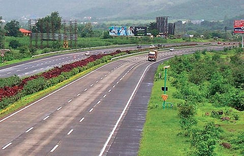 The state government has so far utilised Rs 481 crore by completing construction of 175 km length of road. (File Photo | EPS)