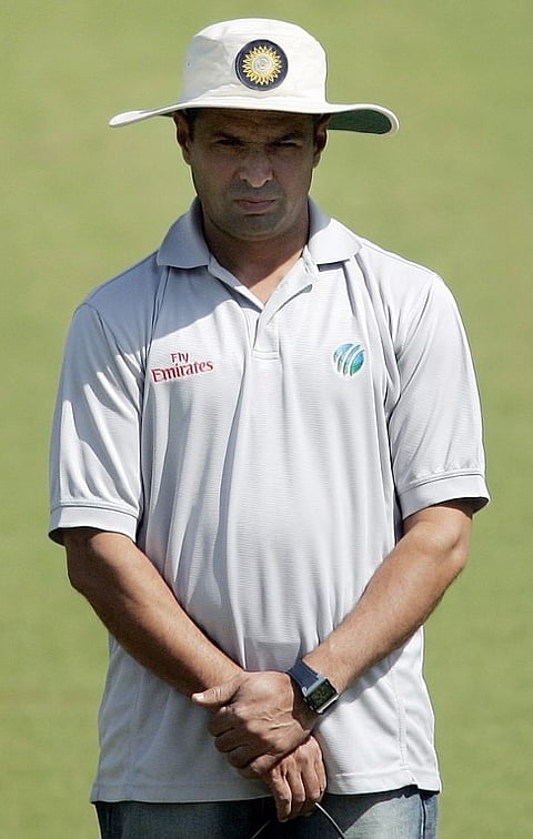 Pakistan umpire Aleem Dar (R) | AFP