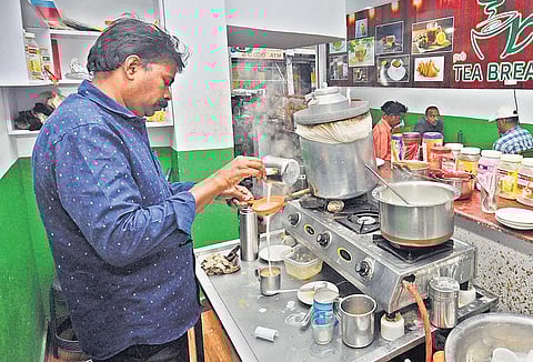 A man making tea at Tea Break Cafe at Satyanarayanapuram in Vijayawada on Sunday| Prasant Madugula