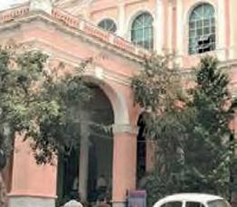 HMDA makes Rs 135 cr on Day 2 of e-auction