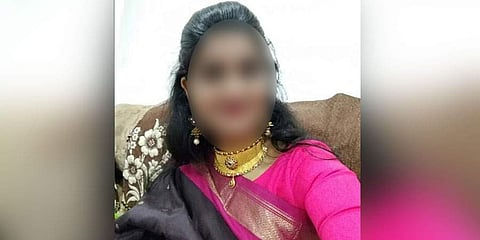 The victim's younger sister, in a complaint lodged with police, said she got a call from her sister at 9.22 pm.