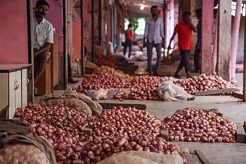 The state produces 27 lakh tonnes of onions.