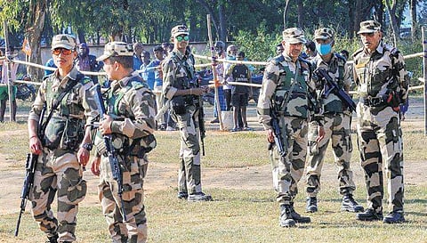 Paramilitary personnel deployed near polling booths in Mandar on Thursday | Pti
