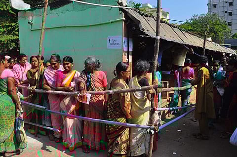 Queues for onions. (Photo | G Satyanarayana)