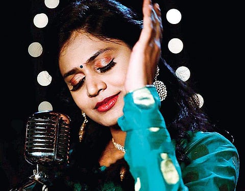 Lolli Sisters: Studio to Video