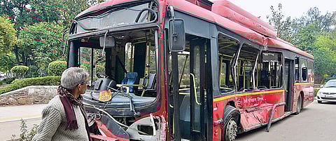 About 17 persons lose their lives every hour and 53 accidents take place every hour in the country | express