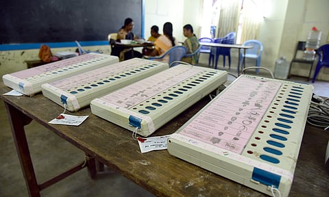 Electronic Voting Machines (File | EPS)