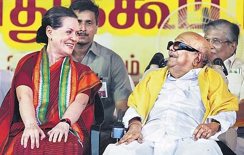 Sonia Gandhi and Karunanidhi during an election campaign | EXPRESS