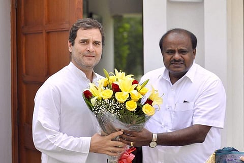 Karnataka Chief Minister HD Kumaraswamy with Congress President Rahul Gandhi. (File | EPS)