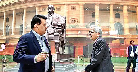 RBI Governor Shaktikanta Das (R) and Niti Aayog CEO Amitabh Kant at NITI Aayog’s FinTech Conclave 2019 in New Delhi on Monday. (Photo | Shekhar Yadav, EPS)
