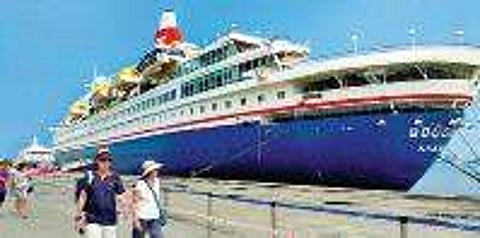 Customs Commissioner has instructed the officers deployed at foreign cruise vessels to maintain decency and decorum | EPS