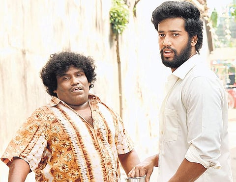 Yogi Babu and Umapathy in 'Devadas'.