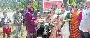 Reaching Hand’s cattle distribution at Wayanad
