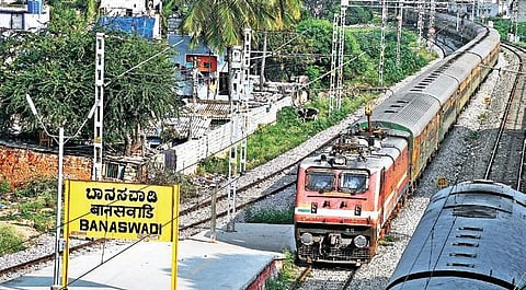 Frequent delays in the train’s departure and autorickshaw drivers asking for exorbitant fares were among the major concerns of Keralite passengers
