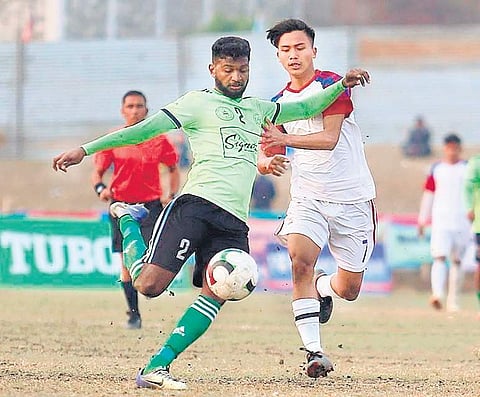 Muhammed Asif (L) will look to inspire Manang Marshyangdi against Chennaiyin FC during their AFC Cup clash in Ahmedebad on Wednesday