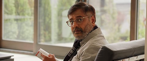 'Vellai Pookal' review: Make way for the Tamil Sherlock Holmes