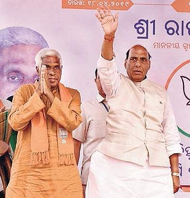 Union Minister Rajnath Singh at a public meeting in Cuttack on Friday I Express