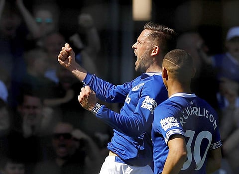 Gylfi Sigurdsson (L) and Richarlison (R) both scored for Everton | AP