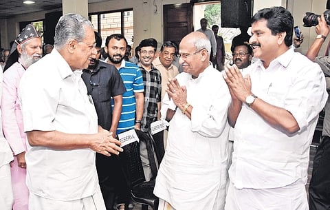 MLAs O Rajagopal and V S Sivakumar welcome Chief Minister Pinarayi Vijayan as he arrives at St Peter’s Jacobite Syrian Orthodox Simhasana Cathedral in Thiruvananthapuram to commemorate the demise of former bureaucrat D Babu Paul on Sunday | B P Deepu