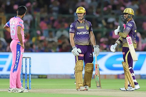 Chris Lynn (C) looks on after his lucky escape as Dhawal Kulkarni watches in dejection. (Photo | Twitter/IPL)