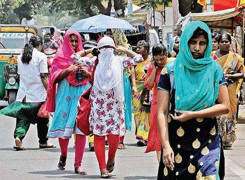 18 Prakasam mandals sizzle at above 45 Celsius