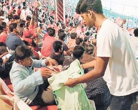 Experts peg the amount of waste generated per match at 4,000 kg