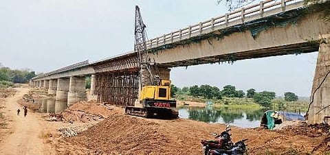 Work on the bridge going on in Kuliana of Mayurbhanj district | Express