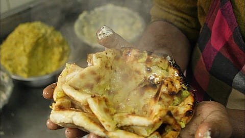 Amritsari Chur Chur Naan. (Youtube screengrab)