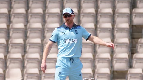 Collingwood, who was wearing Wood's World Cup jersey, showcased his fitness. | Twitter@cricketcomau