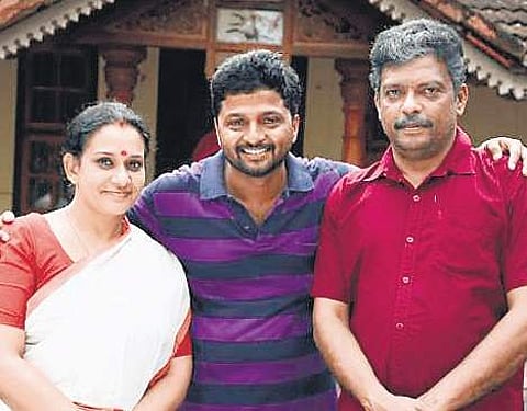 Ranji Vijayan (C) with Jagadish(R)