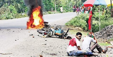 The invitees include the families of those killed in the last six years during panchayat and LS polls in the state.