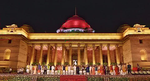 Prime Minister Narendra Modi and his Cabinet ministers during the swearing-in ceremony. (Photo| PTI)
