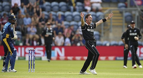 New Zealand's Matt Henry, centre, successfully appeals after review for the wicket of Sri Lanka's Lahiru Thirimanne. (Photo | AP)